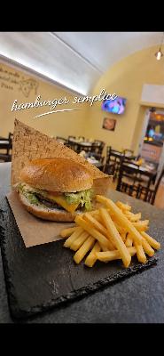 Hamburger semplice  | Wood Oven Pizzeria Napoletana